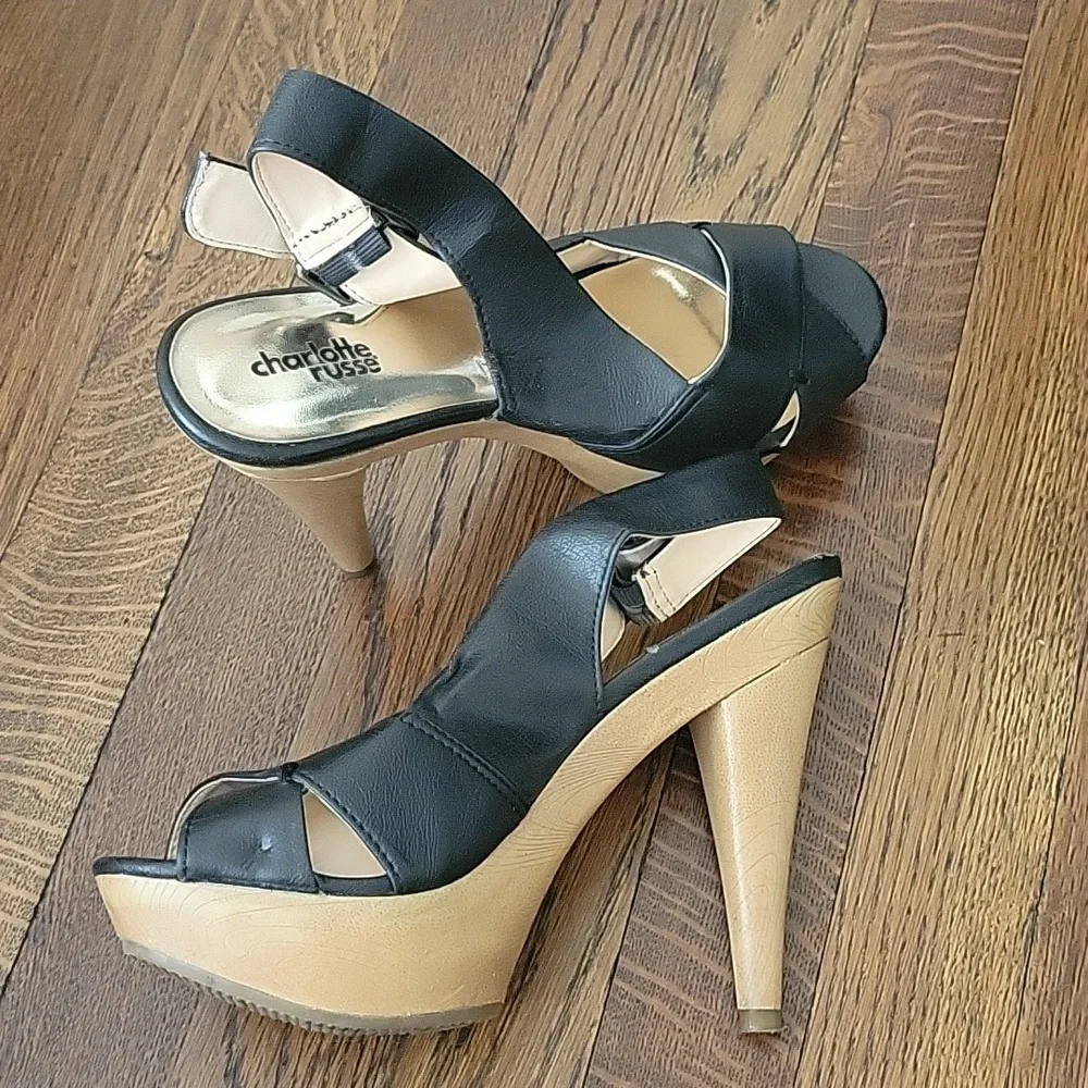 Heels - Picture 2 of 2